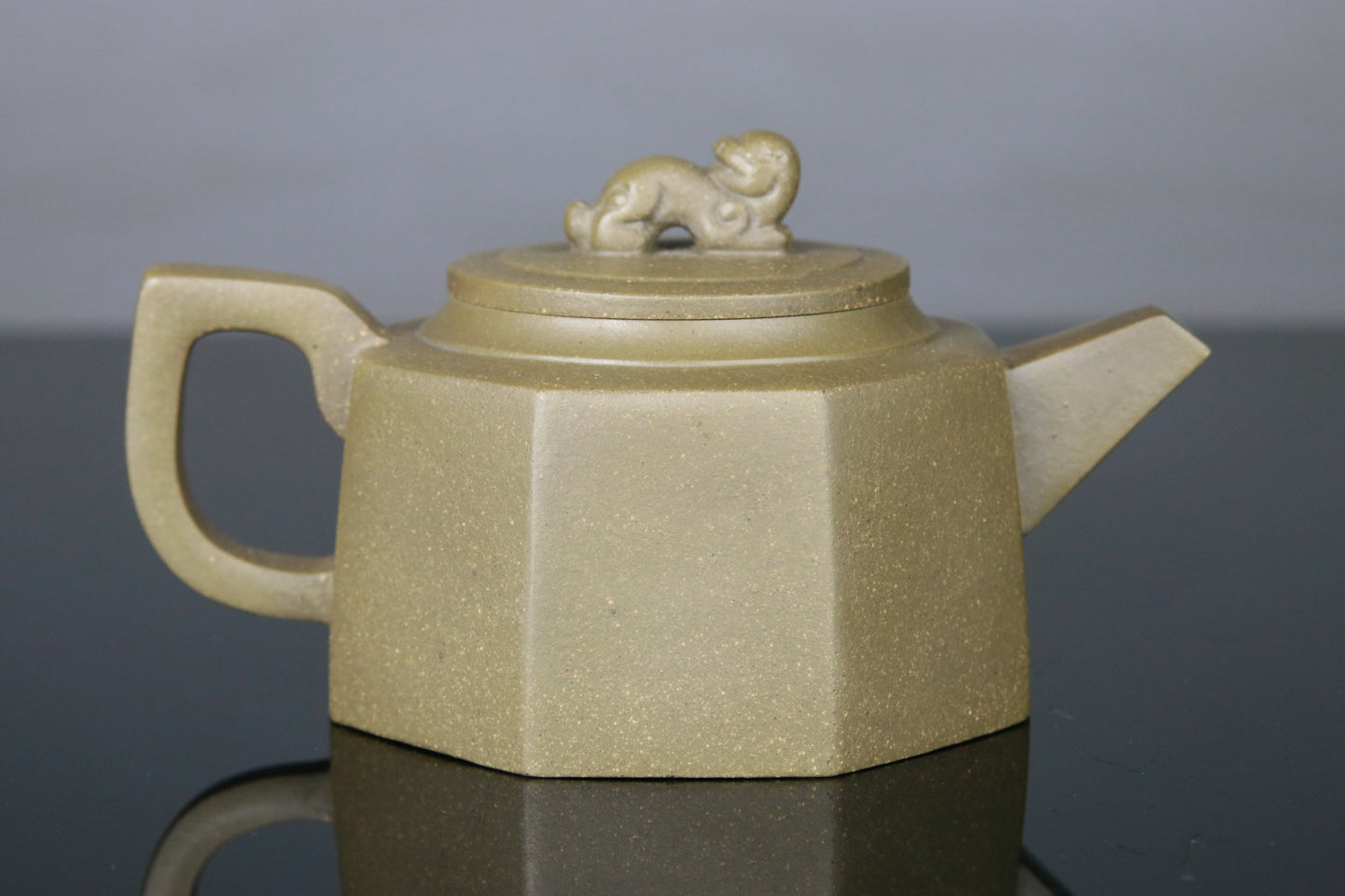 Théière en Argile de Yixing forme De Zhong - 220 mL